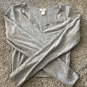 Lot of 4 women’s tops…… name brand